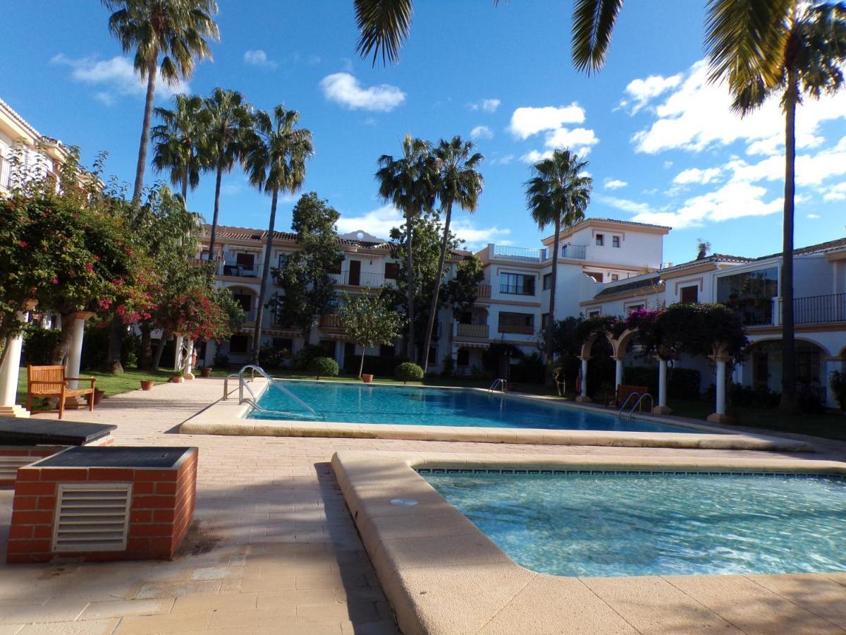 Planta Baja Con Porche Y Piscina, Cerca Del Mar Apartment Дения Екстериор снимка